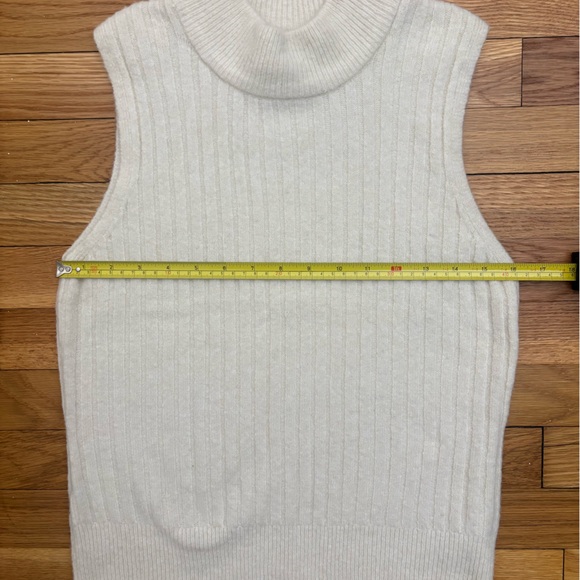 Rachel Zoe Sleeveless Turtleneck Sweater Women’s S Cream - Picture 11 of 12